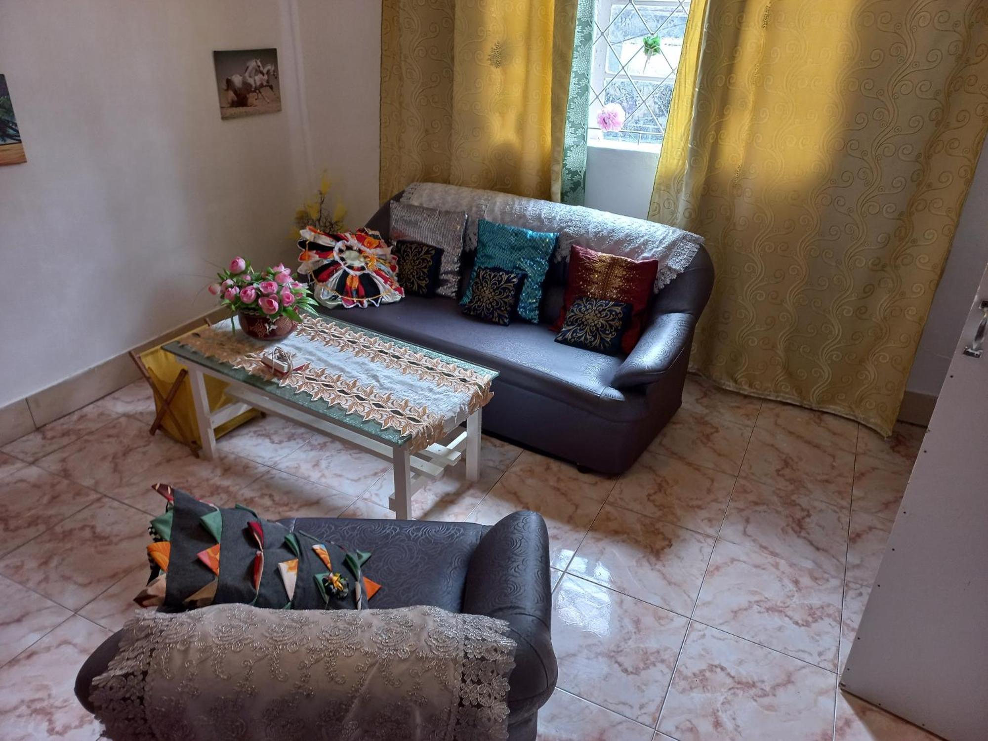 Open Air Cafe & Apartments بورت لويس الغرفة الصورة